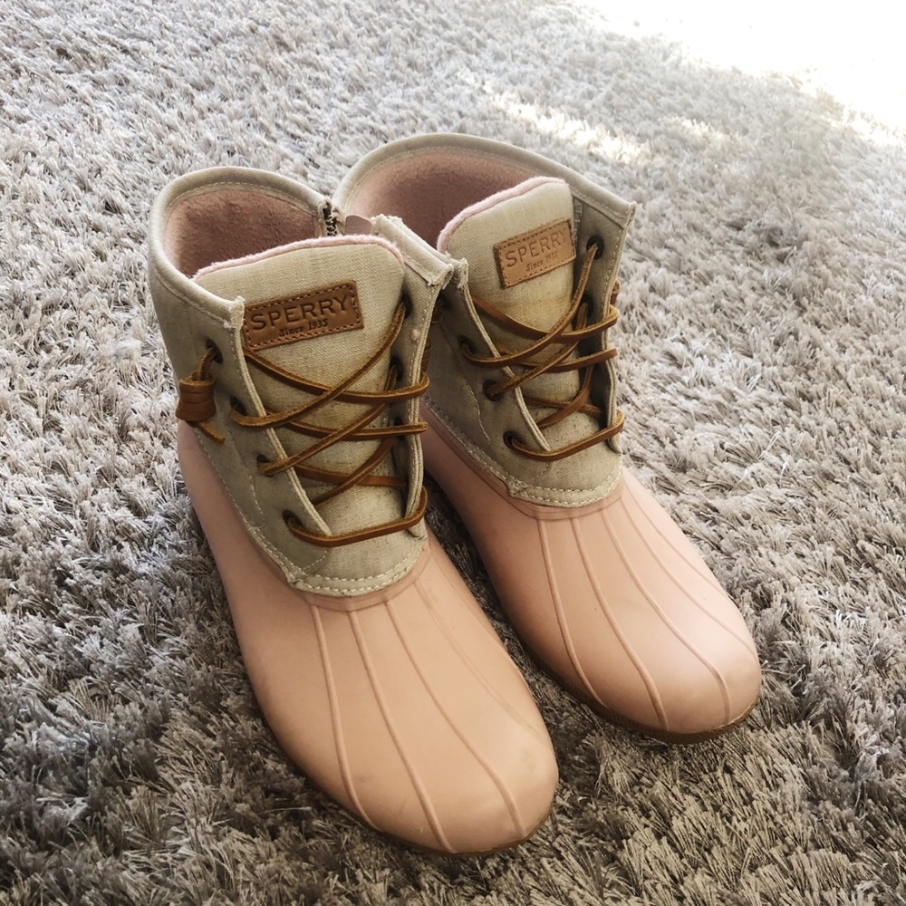SPERRY DUCK BOOTS